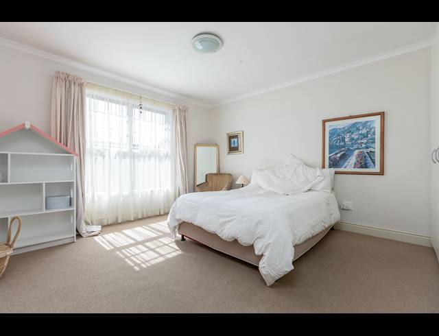 2 BEDROOM APARTMENT SOLD IN PLUMSTEAD